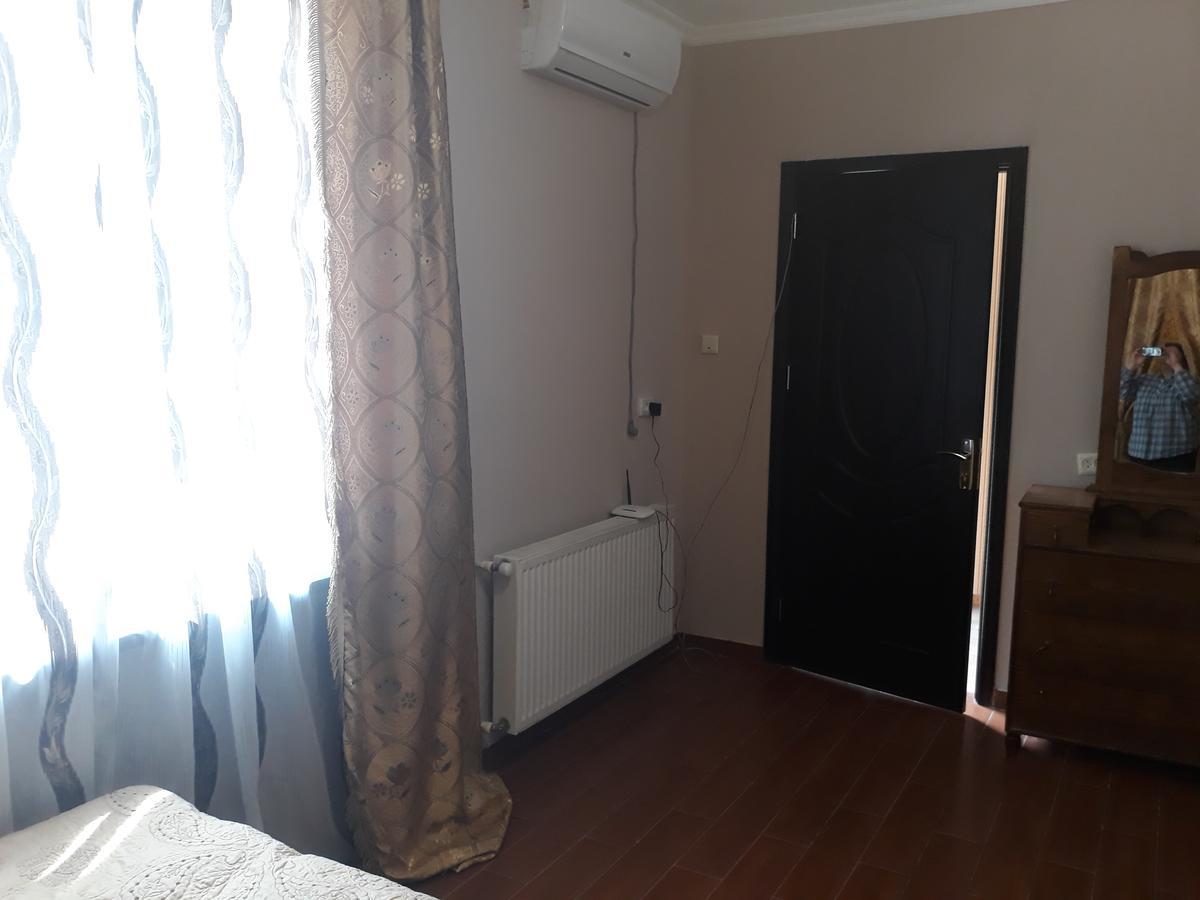 Guesthouse Gia Tbilisi Zewnętrze zdjęcie