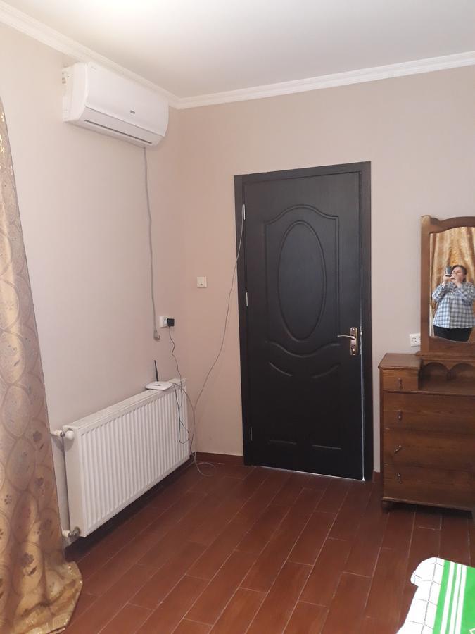 Guesthouse Gia Tbilisi Zewnętrze zdjęcie