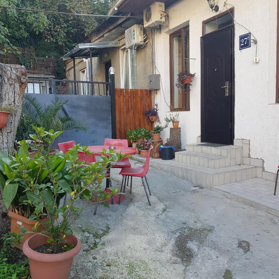 Guesthouse Gia Tbilisi Zewnętrze zdjęcie