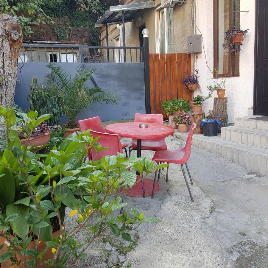 Guesthouse Gia Tbilisi Zewnętrze zdjęcie