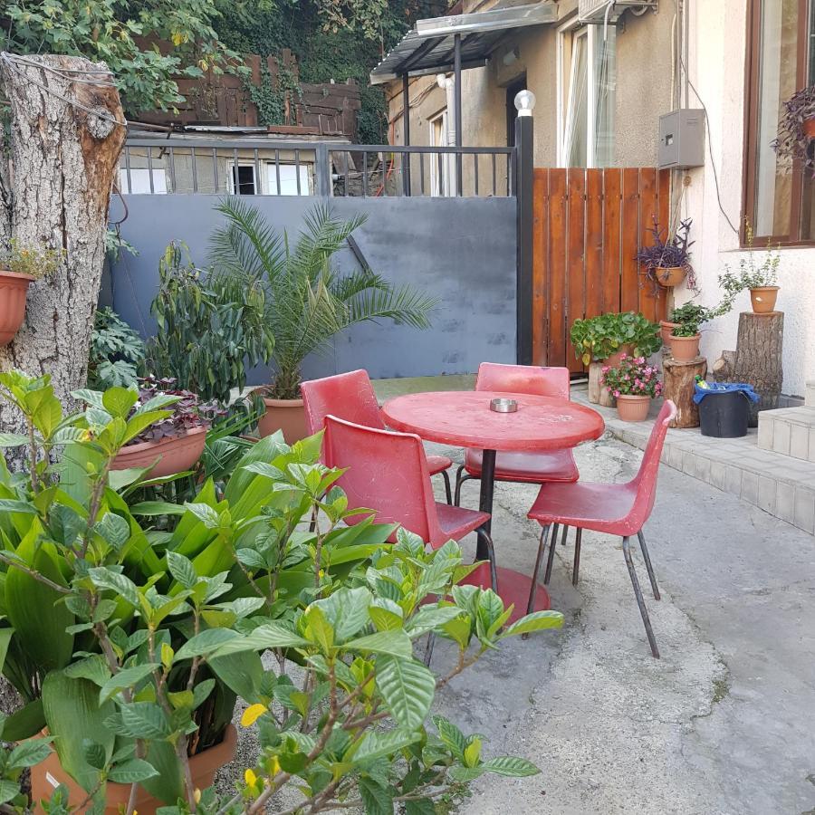 Guesthouse Gia Tbilisi Zewnętrze zdjęcie
