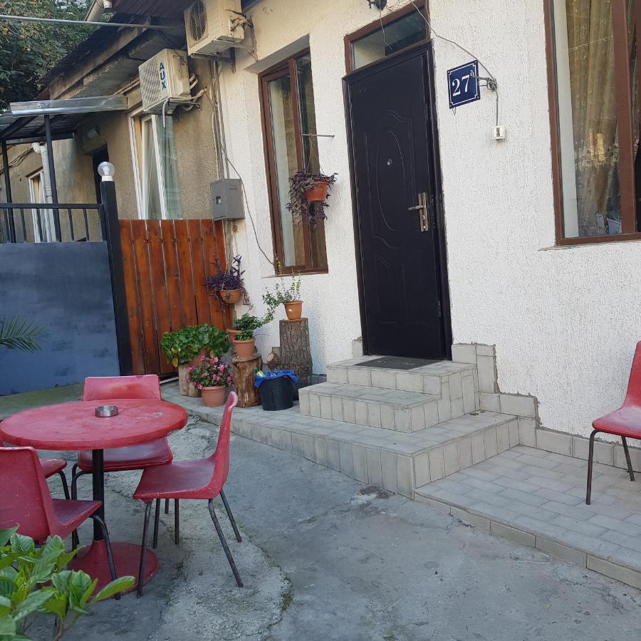 Guesthouse Gia Tbilisi Zewnętrze zdjęcie